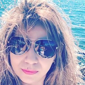 Meet your Posher, Loretto